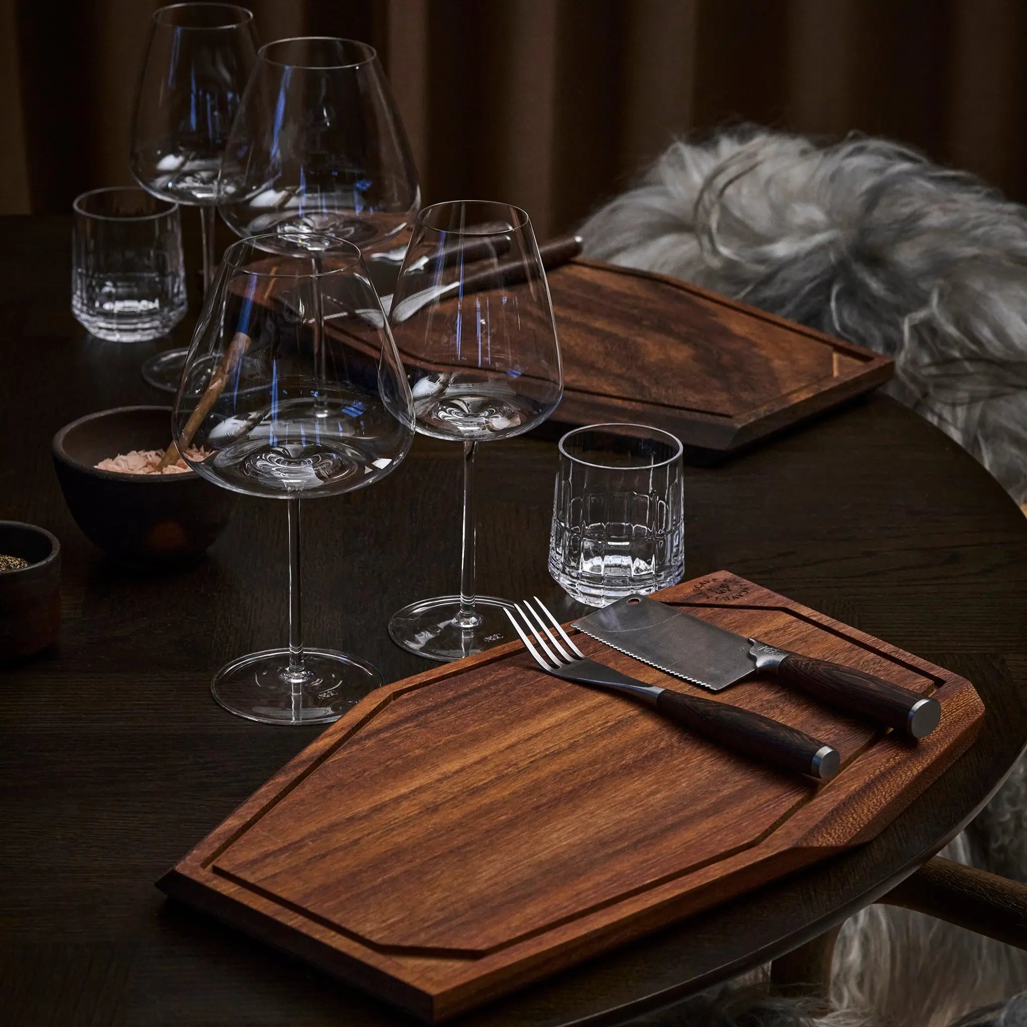 The Chef's Cutting Board