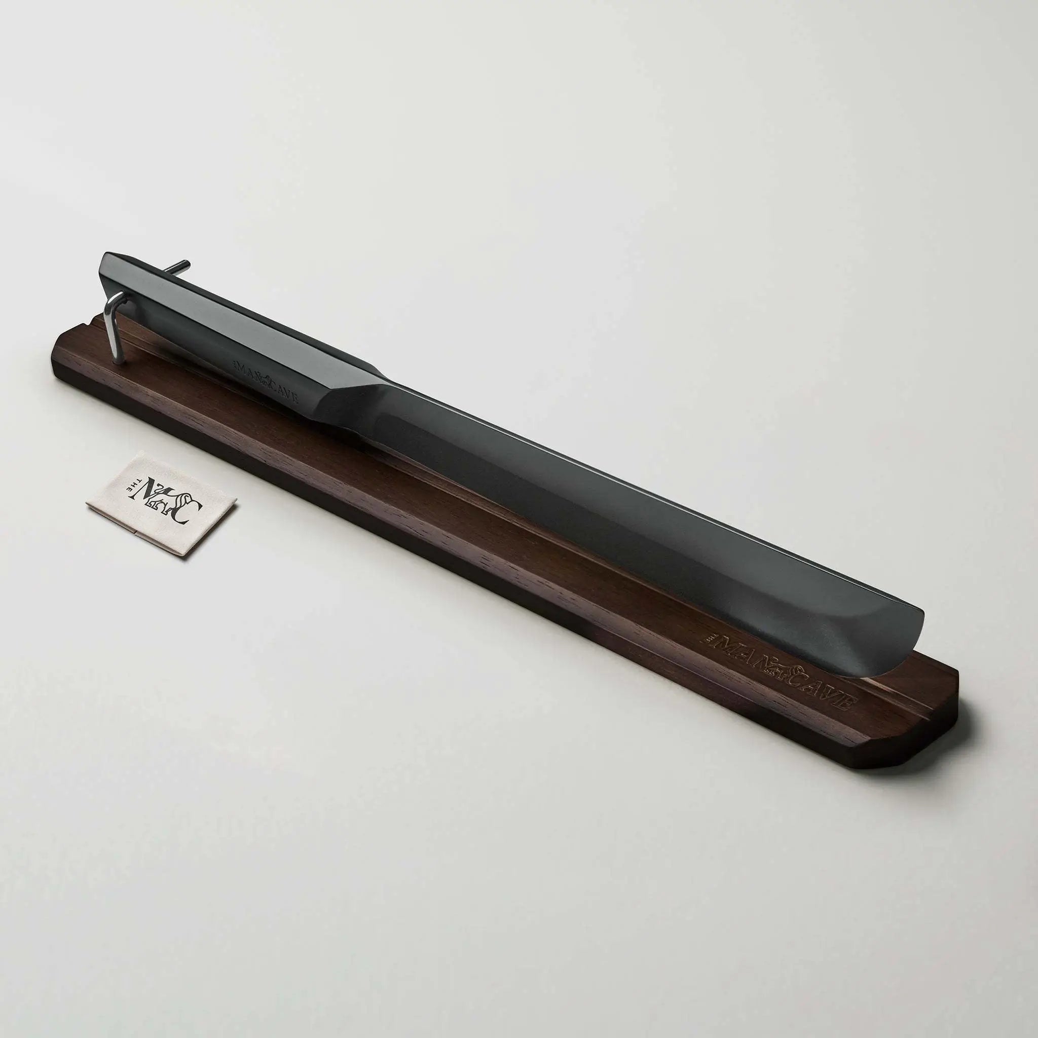 Royal Champagne Saber – Limited Edition (Black)