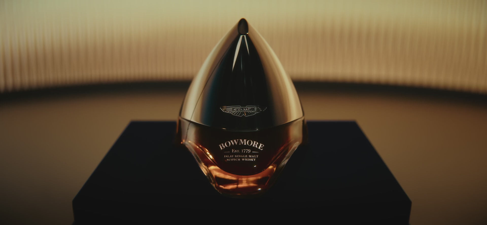 Bowmore ARC‑54 – 54 Års Ikonisk Islay-Whisky